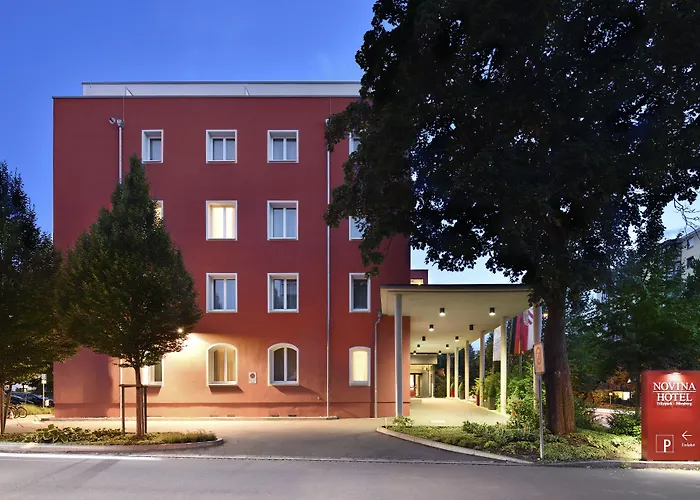 Novina Hotel Tillypark